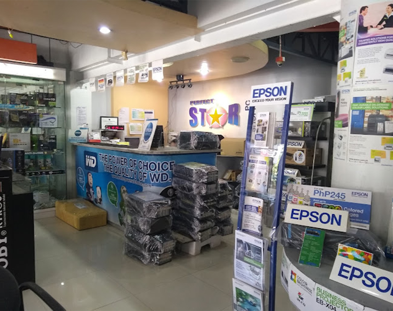 Perfect Star PC Shoppe - Main Branch Inside